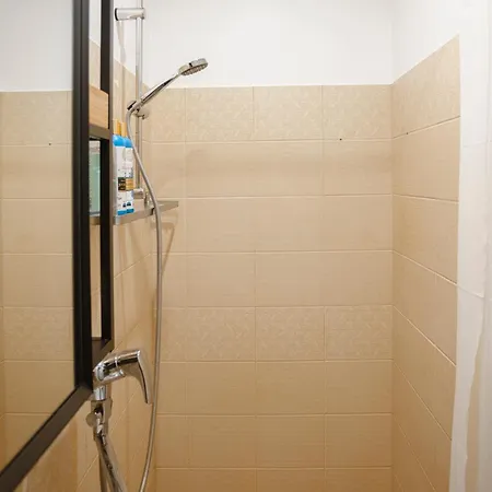 Historic At Center * تالين